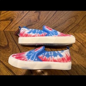 Brand new Skechers tie dye sneakers, ladies 9.5